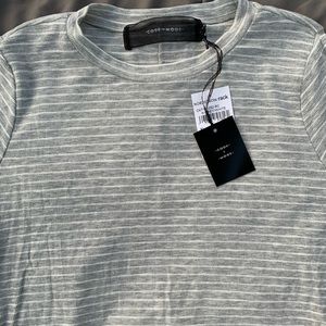 CODEXMODE Women’s longsleeve grey top. Size XL